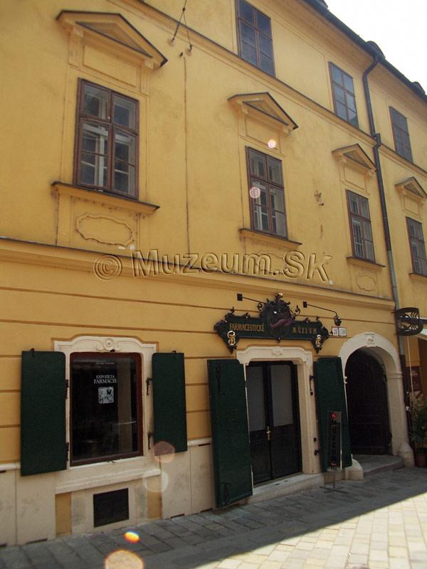 dotvorby služieb pre profesionálov