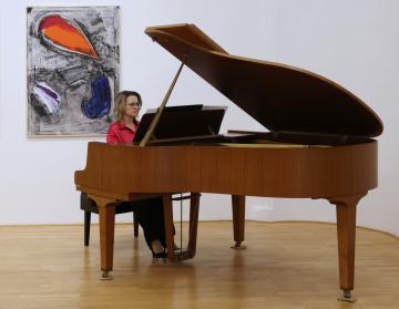 Milan Kubíček: Čierny a Biely vesmír Milan Kubíček: Čierny a Biely vesmír